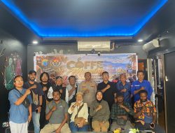Usung Tema “Perkuat Komunikasi dan Kolaborasi Bersama Awak Media Saat Coffee Morning Polres Sorong
