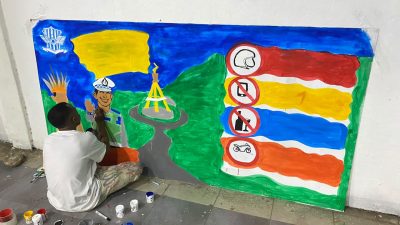 Mural Jadi Cara Polisi Dekati Anak Muda, Semarak HUT Lalu Lintas ke-71 di Aimas