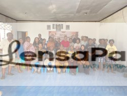 Bakti Sosial Ketahanan Pangan, Mananwir-Er Sroyer, Semuel Sroyer Bagikan Paket Sembako 